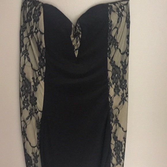 SOLD OUT - Picture 6 of 8